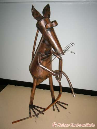 Maus m.Gartenschlauch